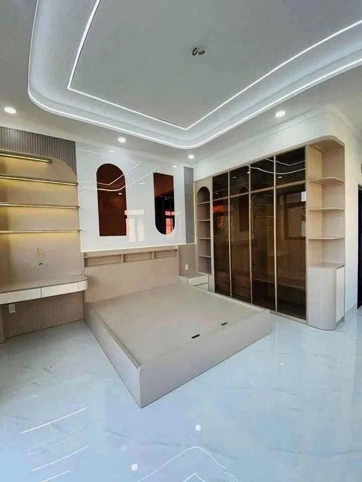 Bán nhà 1 trệt 2 lầu 100m² Đông Hòa 6.85 tỷ - Ảnh thu nhỏ 5