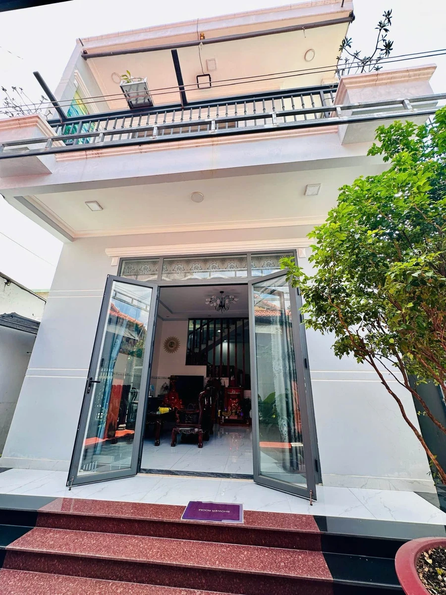 Nhà 3PN 121m² mặt tiền Nguyễn Huệ, Tân Xuân - 3.89 tỷ - Ảnh thu nhỏ 2