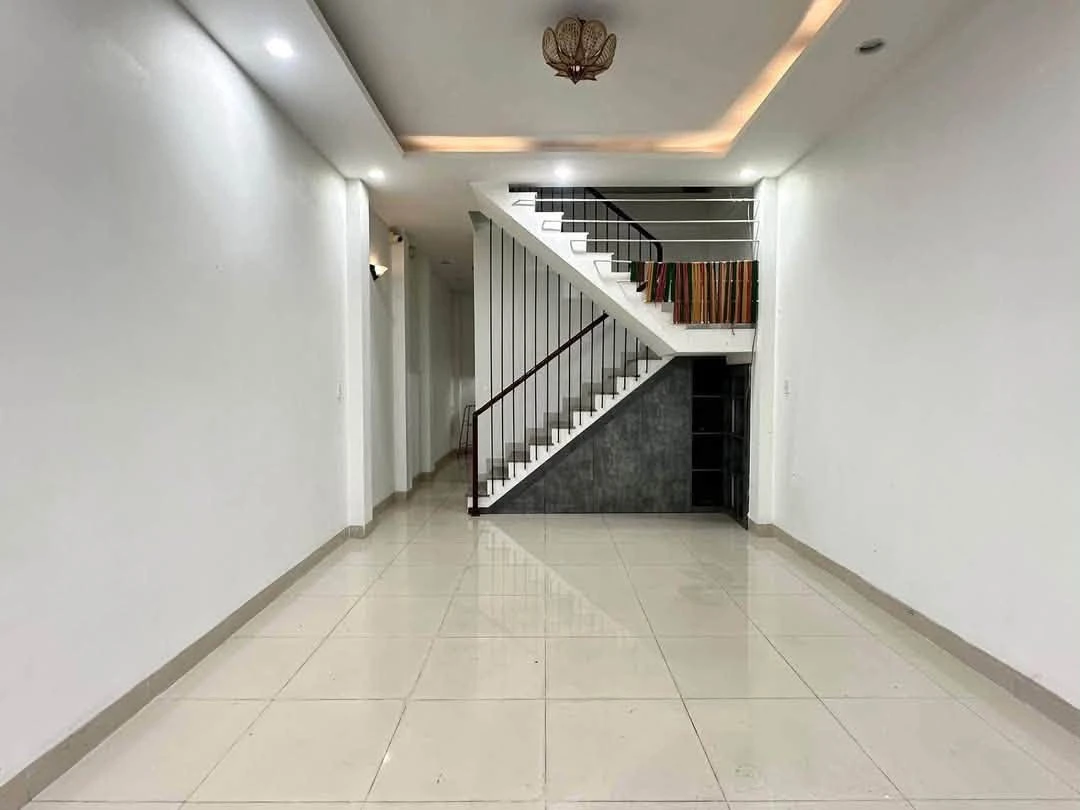 Cho thuê nhà nguyên căn 70m² 3 phòng ngủ Bình Thạnh 21 triệu/tháng - Ảnh thu nhỏ 3