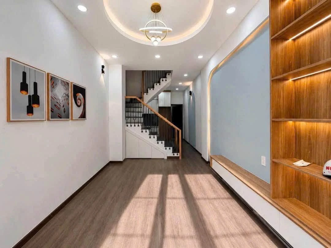 Bán nhà hẻm 4m 1 trệt 2 lầu 21,5m2, 2PN, Phường Khánh Hội Quận 4, giá 5,85 tỷ - Ảnh thu nhỏ 2