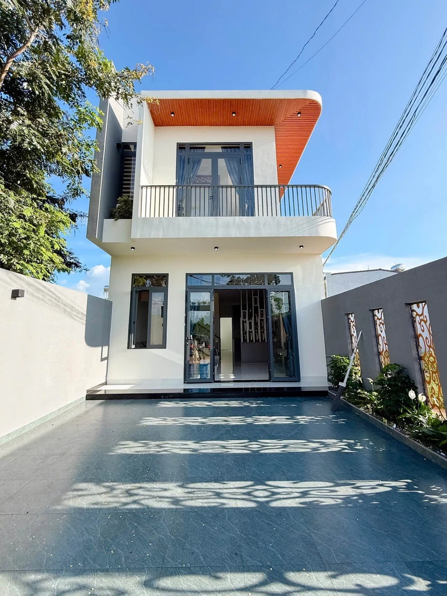 Bán nhà 2 mặt tiền 120m² Y Moan, Buôn Ma Thuột 4,2 tỷ - Ảnh 1