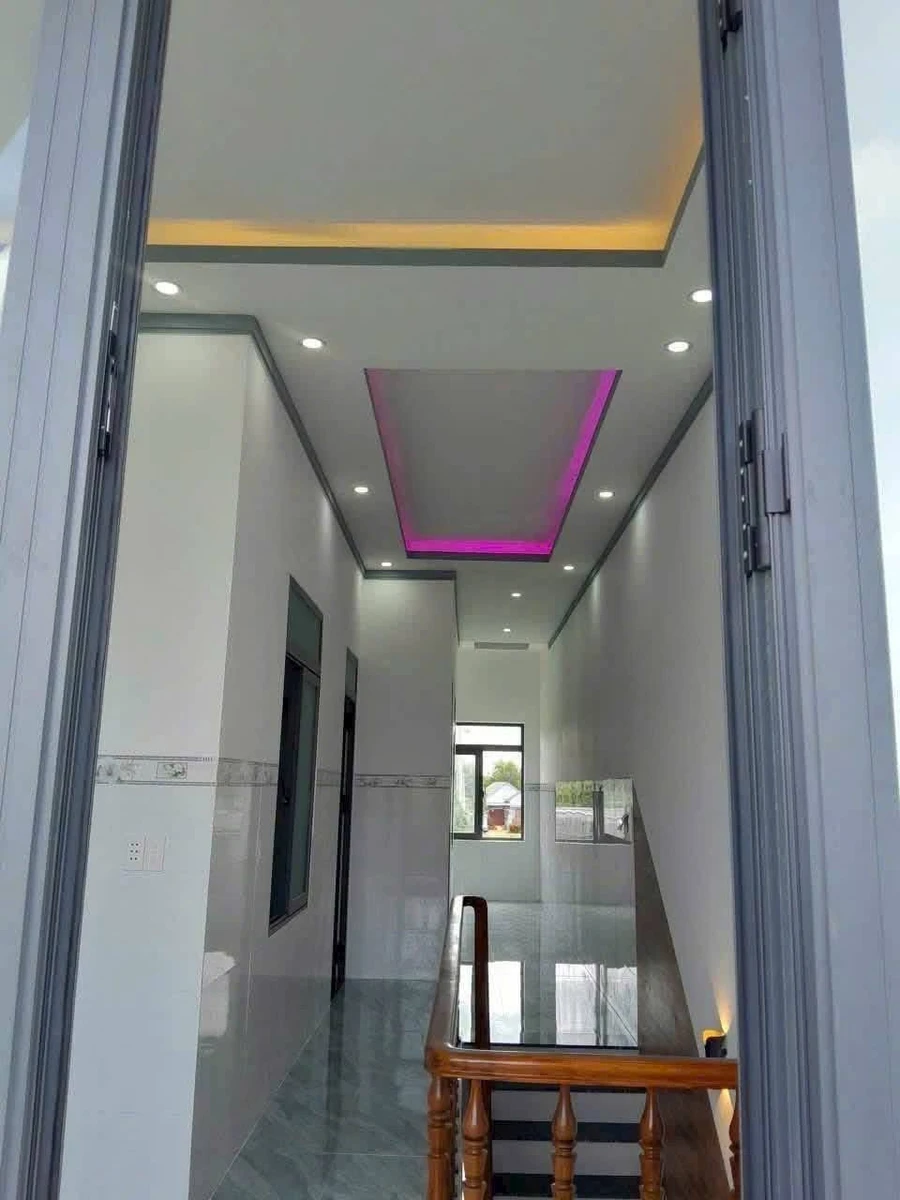 Nhà mái thái 1 lầu 1 trệt 100m² 3 PN 2 WC giá 2 tỷ 800 - Ảnh thu nhỏ 4