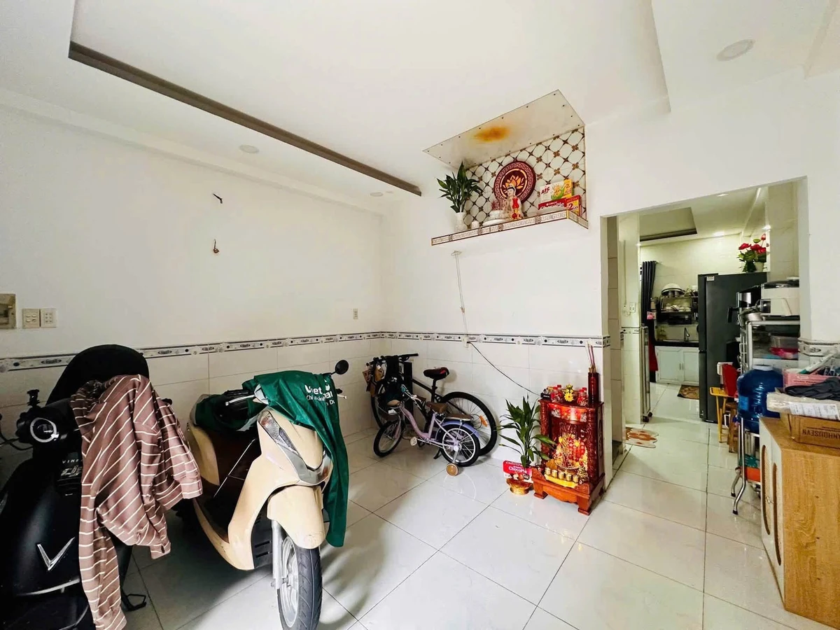 Bán nhà hẻm 2 lầu 4x9,7m, 4PN, Quang Trung, Phường 11, Gò Vấp, giá 3,68 tỷ - Ảnh thu nhỏ 4