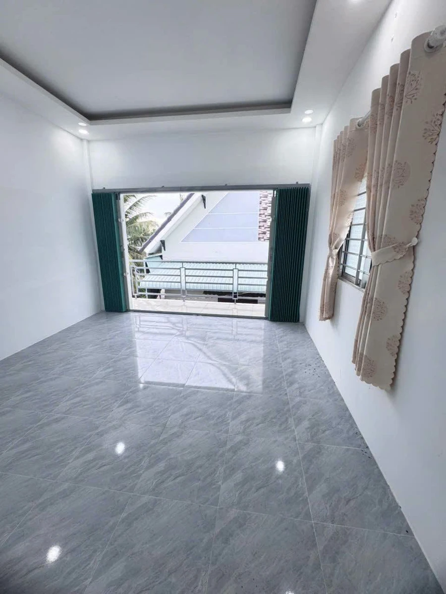 Bán nhà 1 trệt 1 lầu 3PN 136m² Phú Tân 1 tỷ 250 triệu - Ảnh thu nhỏ 4