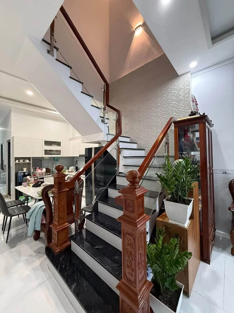 Bán nhà 1 trệt 1 lầu 76m² Tam Hiệp 5,7 tỷ - Ảnh thu nhỏ 2
