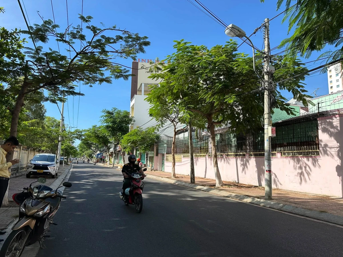 Bán nhà 3PN gần biển 97,8m² đường 13m, Nha Trang - 9 tỷ - Ảnh thu nhỏ 5