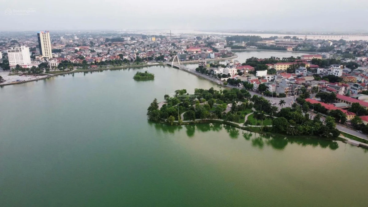 Siêu phẩm đất mặt hồ công viên Văn Lang - View sân golf nổi bật Việt Trì - Ảnh thu nhỏ 3
