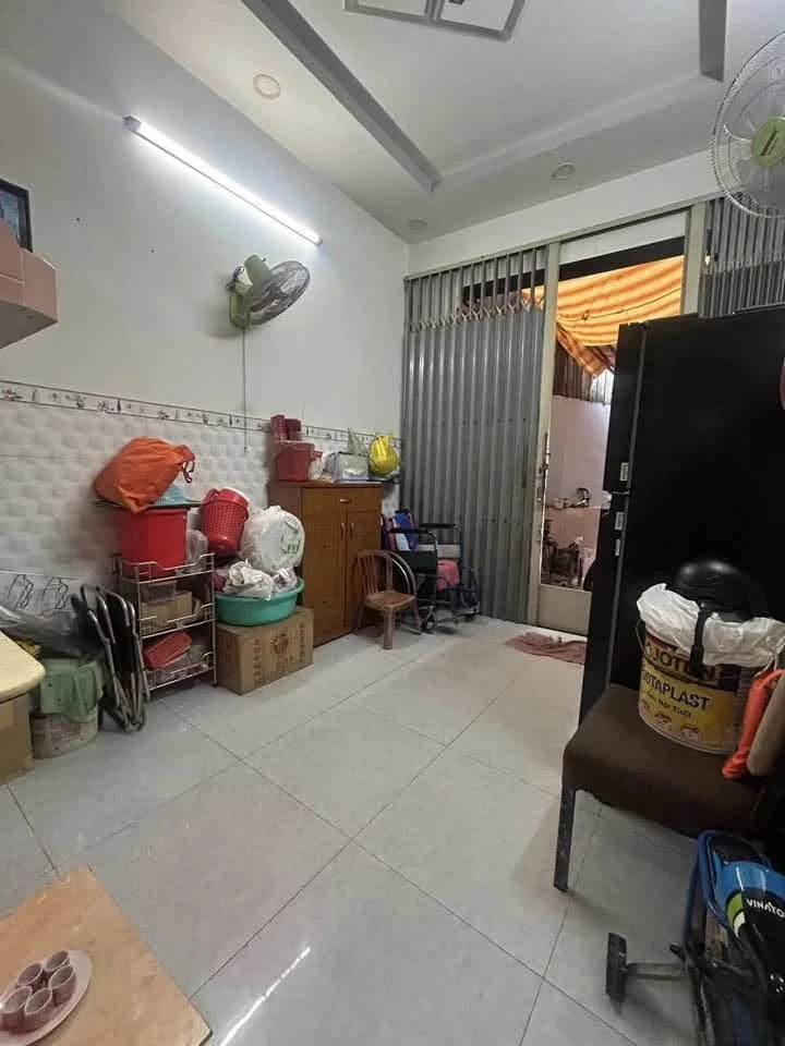 Bán nhà hẻm 2 mặt Trần Hưng Đạo Quận 5, 35m2, 2 tầng, 3PN 2WC, giá 6,8 tỷ - Ảnh thu nhỏ 3