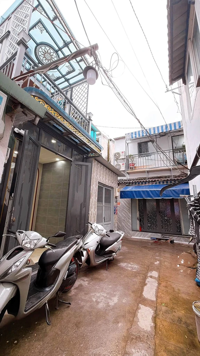 Bán nhà Quận 4 Xóm Chiếu 3PN 45,5m² 4 tỷ 200 triệu - Ảnh thu nhỏ 2
