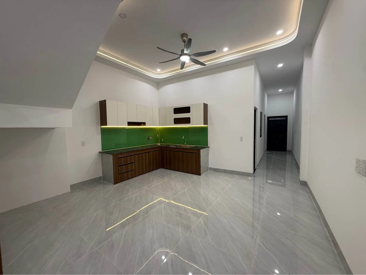 Bán nhà 1 trệt 1 lầu 3PN 200m² Bình Chánh 2 tỷ 480 - Ảnh thu nhỏ 4
