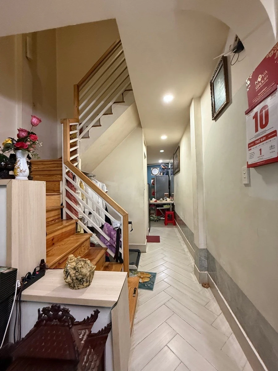 Bán nhà 2 tầng mặt tiền Nguyễn Duy Cung Gò Vấp 37m² - Ảnh 1
