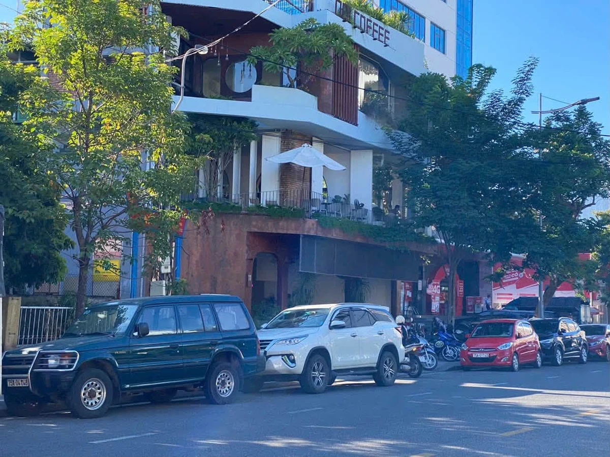 Bán nhà mặt tiền kinh doanh 4 tầng 84m² đường Lý Thường Kiệt, trung tâm TP Huế - Ảnh 1