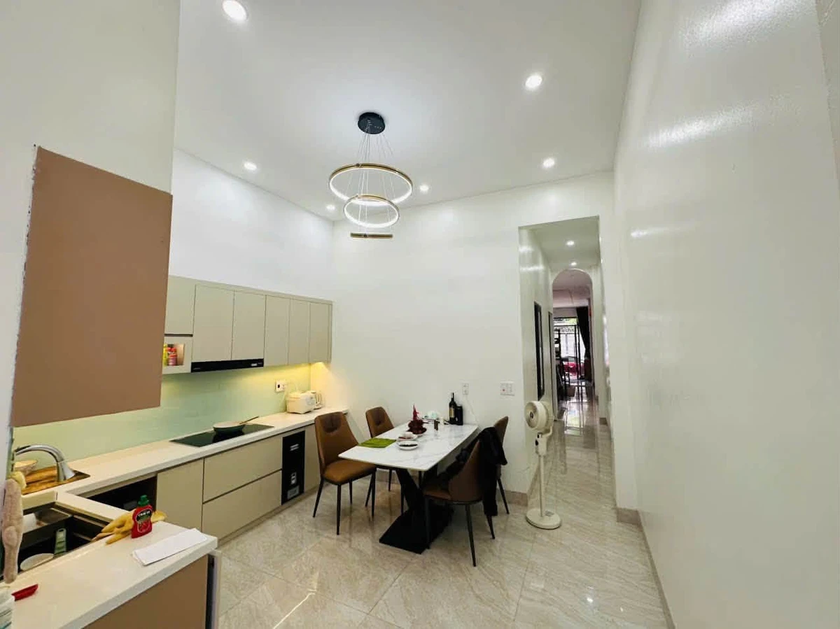Bán nhà 3 phòng ngủ 96m² trung tâm Cốc Lễu - Ảnh thu nhỏ 4