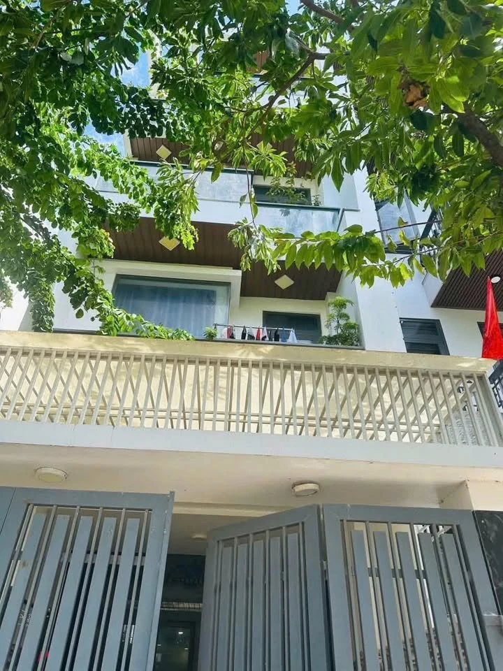 Bán nhà 3 tầng 4PN full nội thất 8 tỷ Nha Trang - Ảnh 1