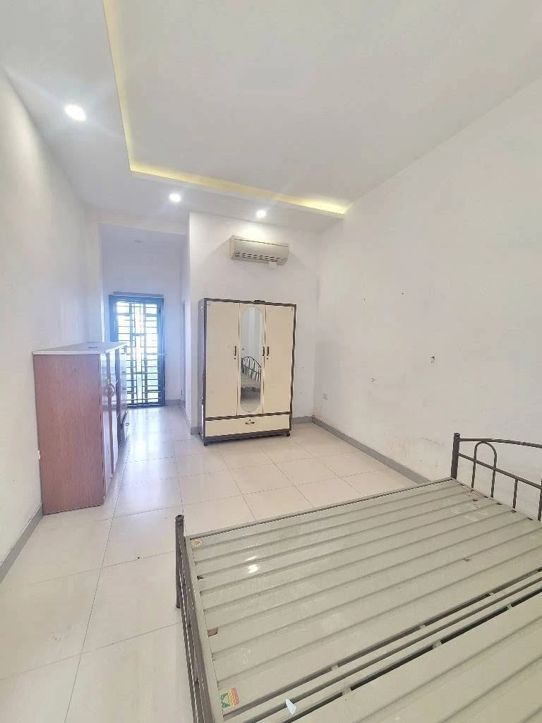 Bán nhà mặt tiền 70m² 4 phòng ngủ gần Chợ Bà Chiểu 9 tỷ - Ảnh thu nhỏ 3