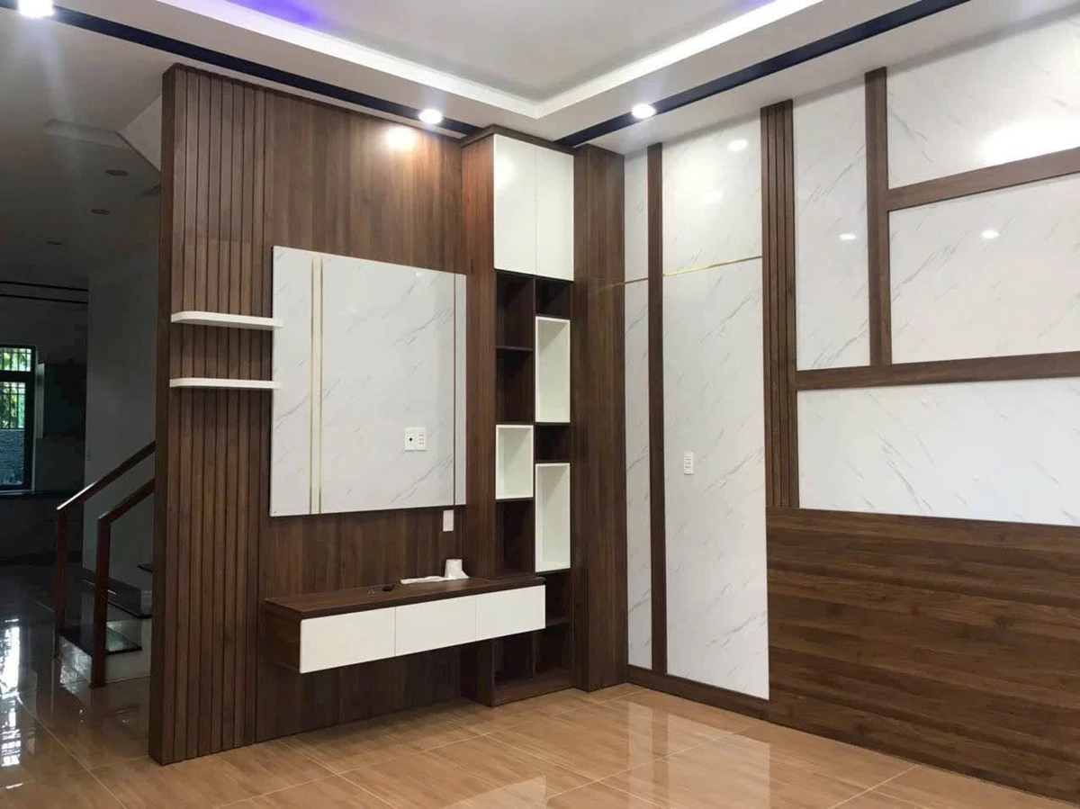 Bán nhà Thanh Sơn 3 phòng ngủ 106m² giá 3 tỷ 5 - Ảnh thu nhỏ 2