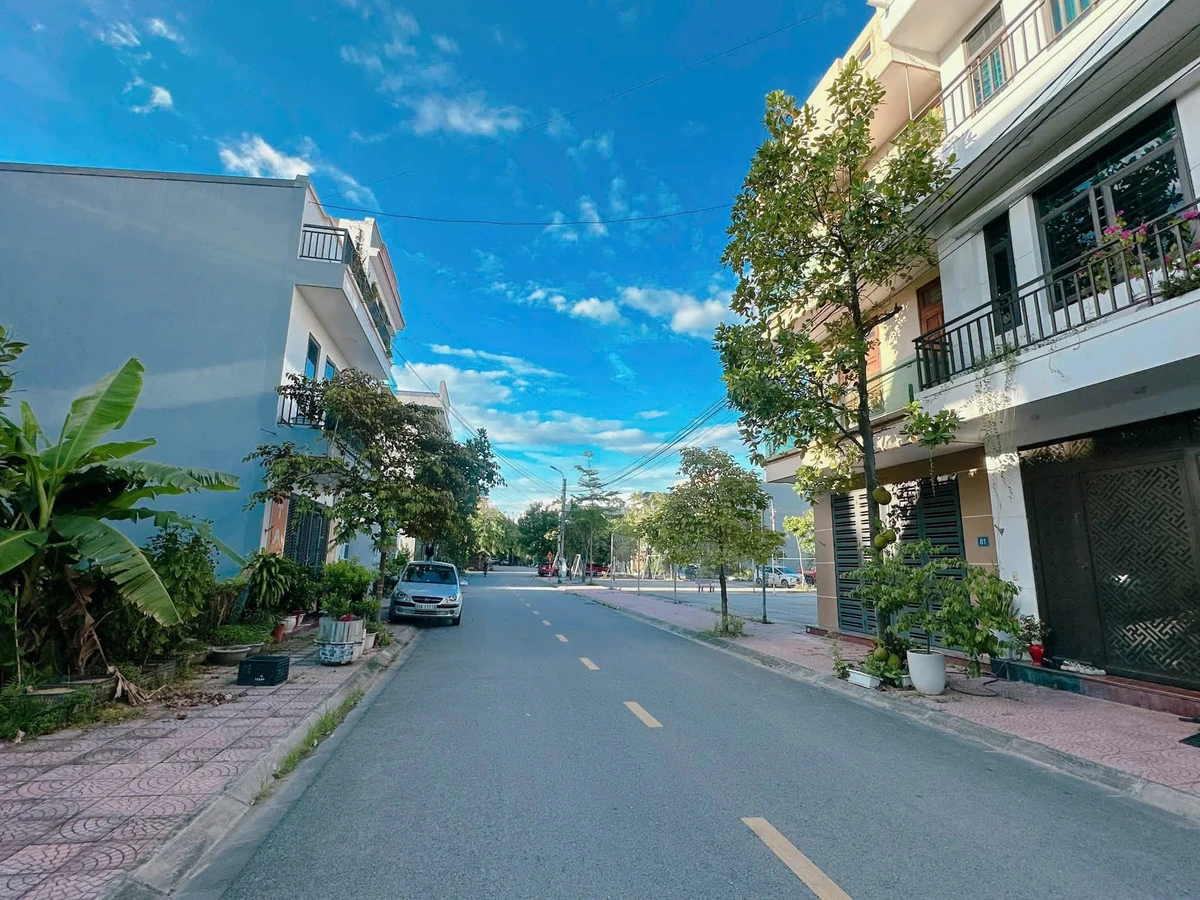 Bán nhà 90m² MT 6m Hoàng Quý Việt Trì 4 tỷ - Ảnh 1