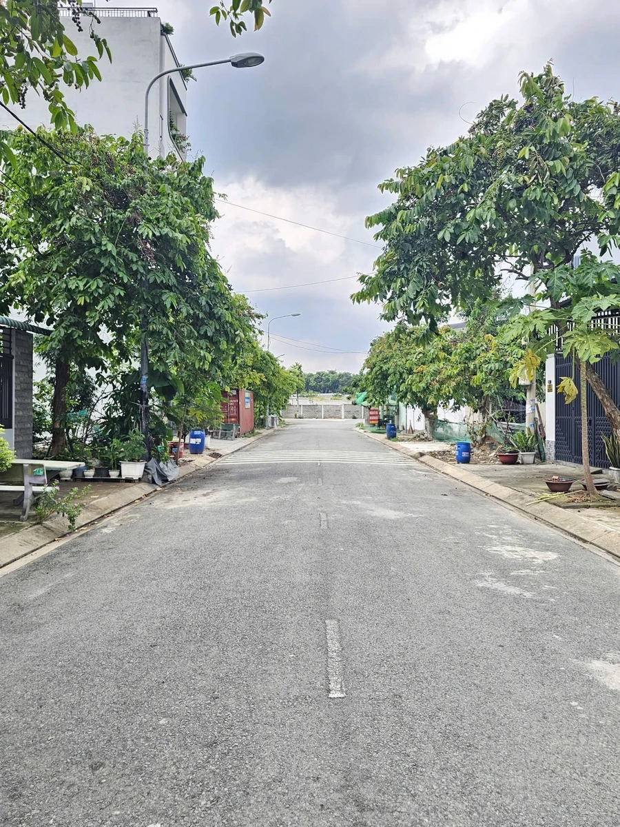 Bán đất 99m² gần Hội Trường Đông Hòa, Dĩ An - 5 tỷ 500 - Ảnh thu nhỏ 3