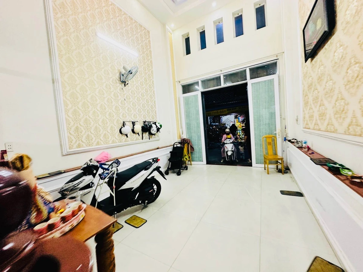 Bán nhà phố 5 tầng 60m² 5PN 5WC Quận 12 giá 4 tỷ - Ảnh thu nhỏ 4