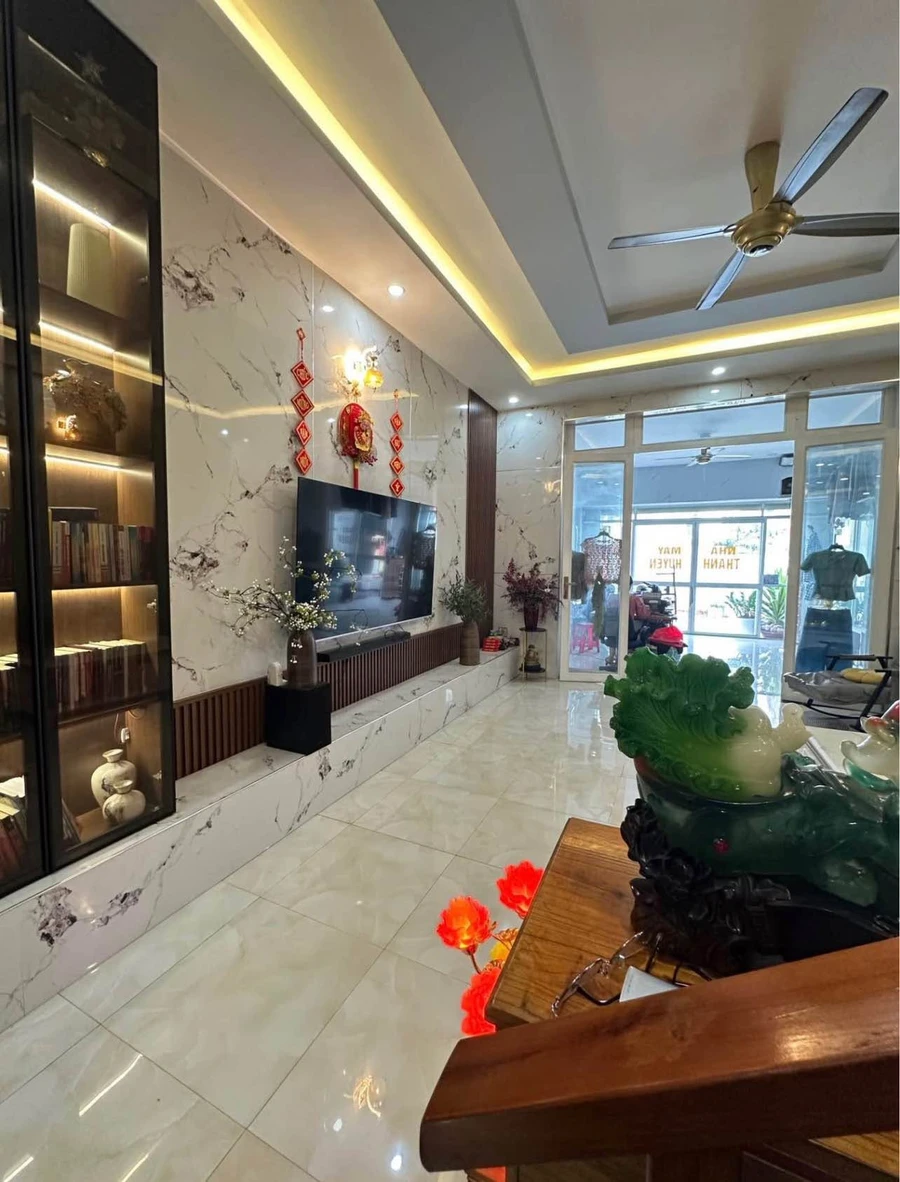 Nhà 3 phòng ngủ 98m² Dĩ An Bình Dương giá 5,7 tỷ - Ảnh thu nhỏ 4