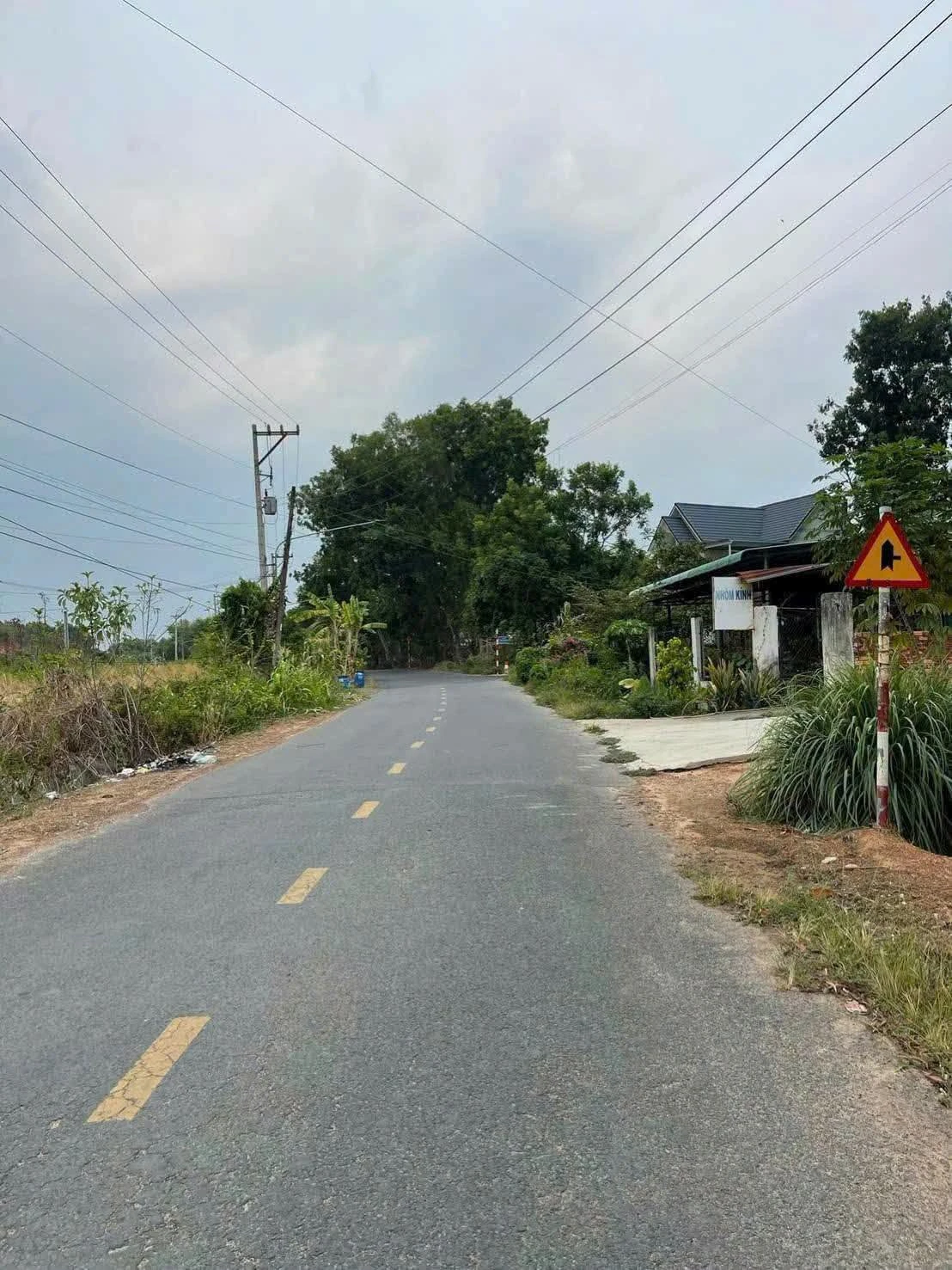 Cho thuê xưởng 2.500m² Thới Hòa, Bến Cát, Bình Dương - Ảnh 1
