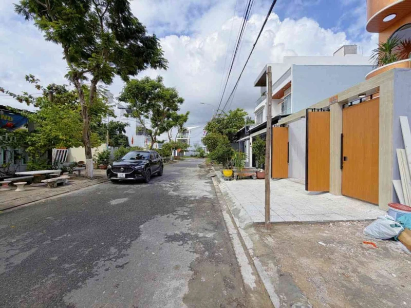 Villa 3 tầng mặt tiền Ngũ Hành Sơn có hồ bơi, 7 tỷ