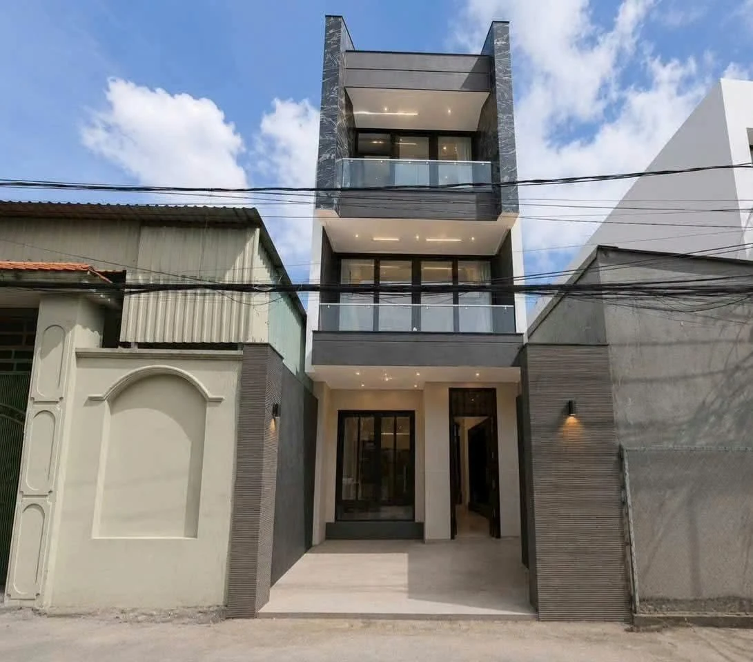 Bán nhà mới 1 trệt 2 lầu 96m² Vũng Tàu 11 tỷ 500 triệu - Ảnh 1