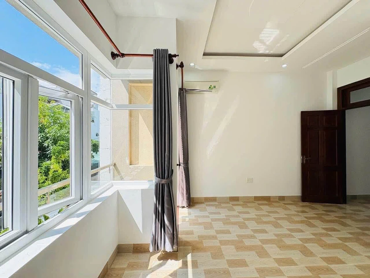 Bán nhà 3 phòng ngủ Chu Mạnh Trịnh Vũng Tàu 5.65 tỷ - Ảnh thu nhỏ 5