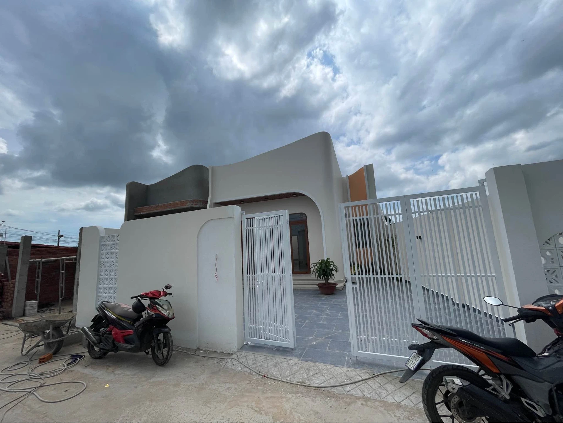 Bán nhà cấp 4 hẻm Ngô Đức Tốn 147m2, Quận 5 - Ảnh 1