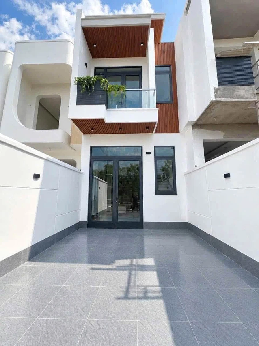 Bán nhà 1 trệt 1 lầu 3PN Tương Bình Hiệp Bình Dương 2.55 tỷ - Ảnh thu nhỏ 2