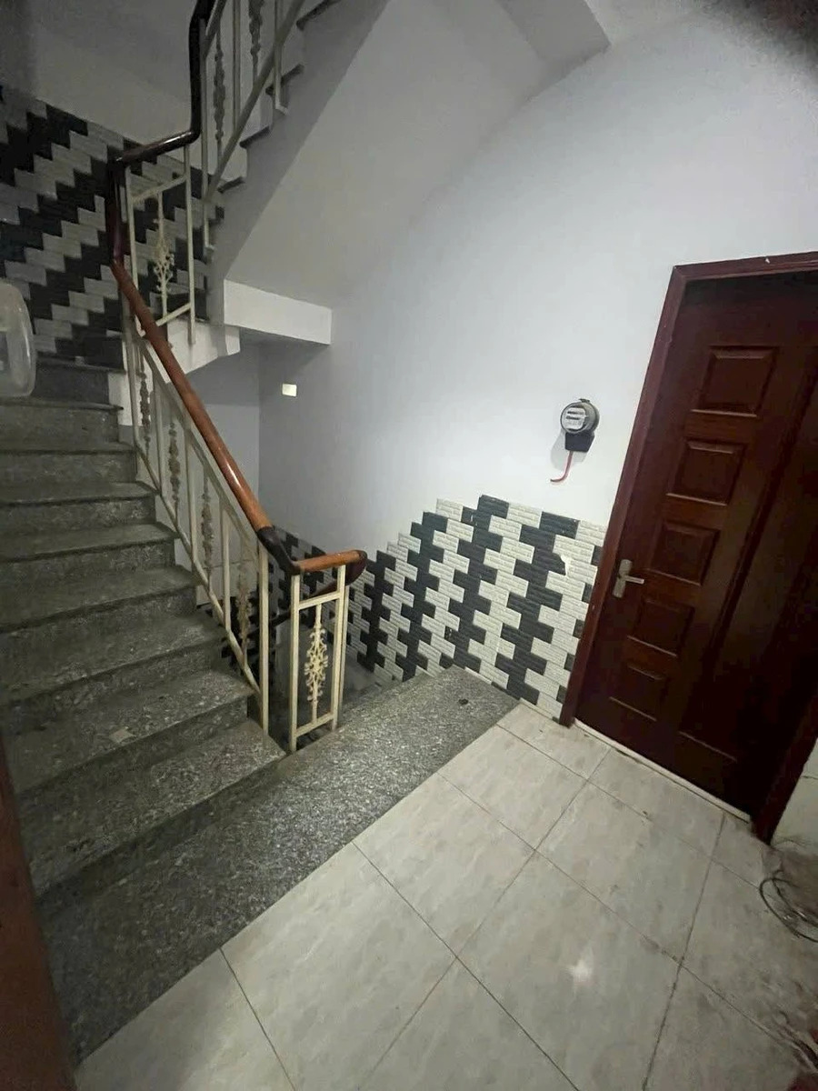 Bán nhà 70.9m2 4 tầng 8 phòng cho thuê Nguyễn Thị Định - Ảnh thu nhỏ 2