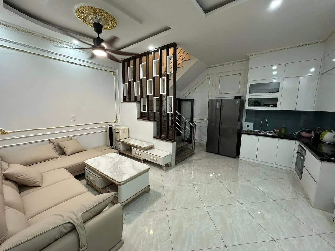Bán nhà 5 tầng 3 ngủ 40m2 nhỉnh 6.5 tỷ Đại La, Hà Nội - Ảnh 1