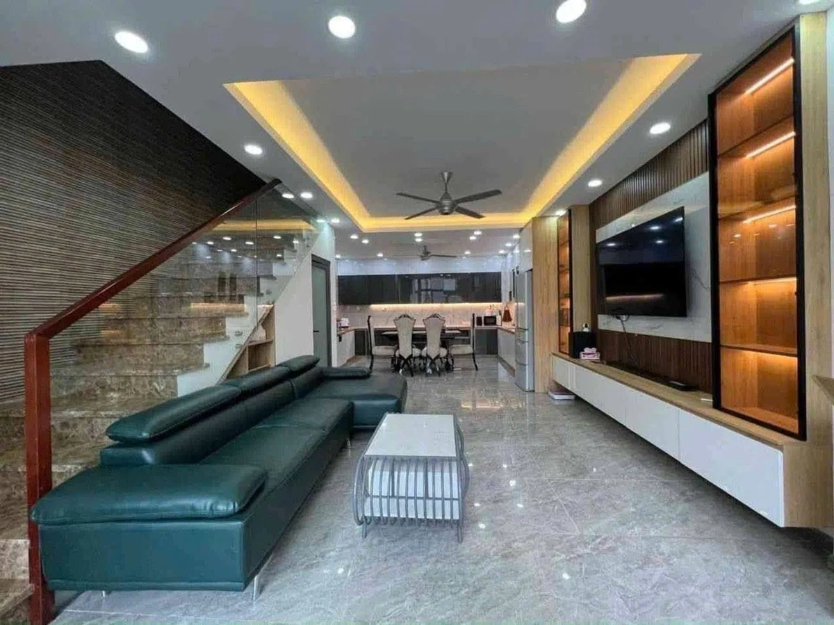 Bán nhà 5 tầng Quận 2, 66m² ngang 8m, 8.5 tỷ - Ảnh thu nhỏ 4