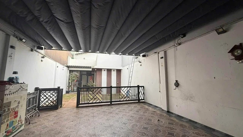 Cho thuê nhà nguyên căn 2PN Ngô Gia Khảm Tân Bình 162m2