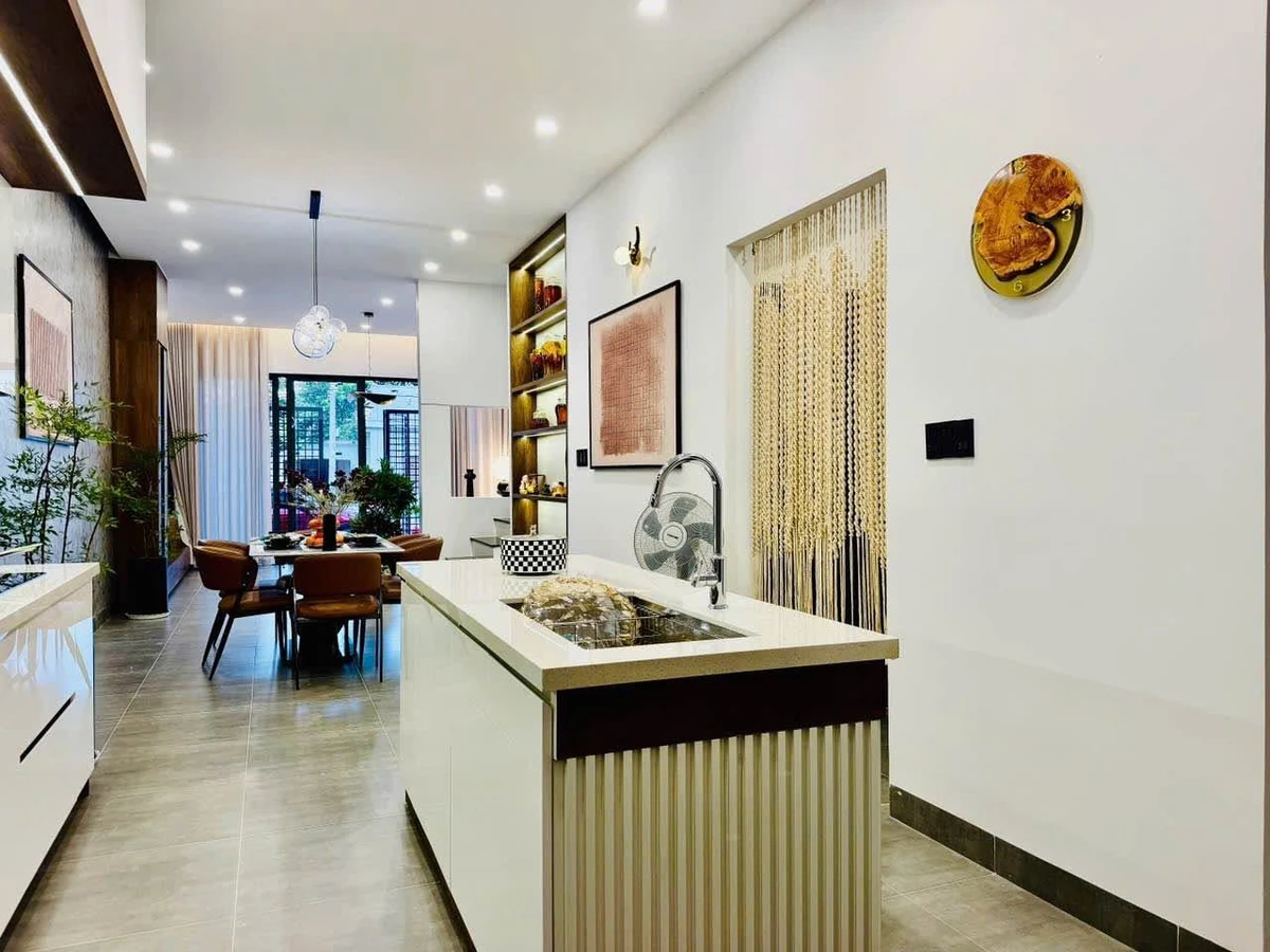 Bán nhà mặt tiền 100m² - 3PN, Bình Chánh - 4 tỷ 250tr - Ảnh thu nhỏ 3