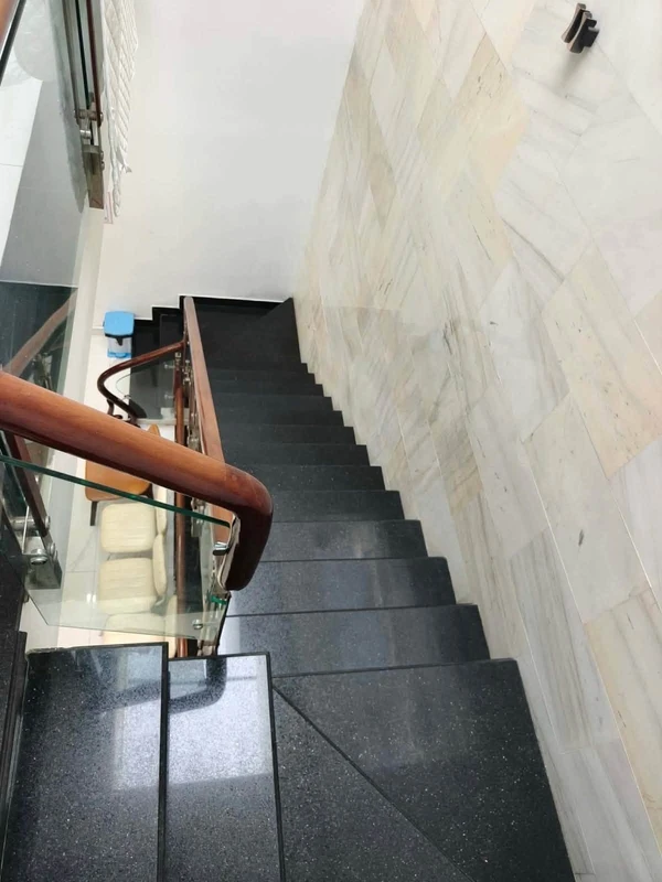 Bán nhà 3 tầng 139m² cho thuê 7 căn, Liên Chiểu Đà Nẵng