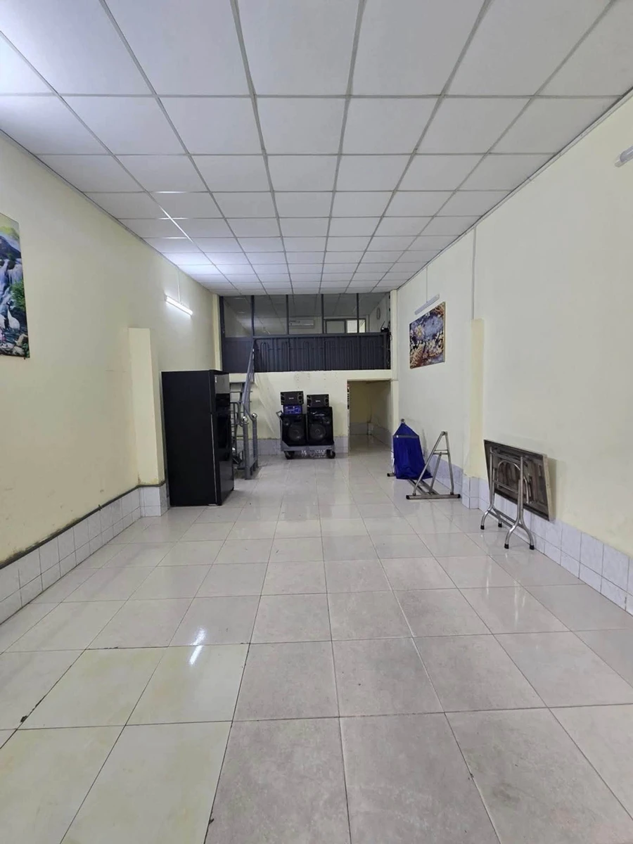 Nhà 2 tầng Hương Lộ 2, Bình Chánh, 72m2, 4,5 tỷ - Ảnh thu nhỏ 3