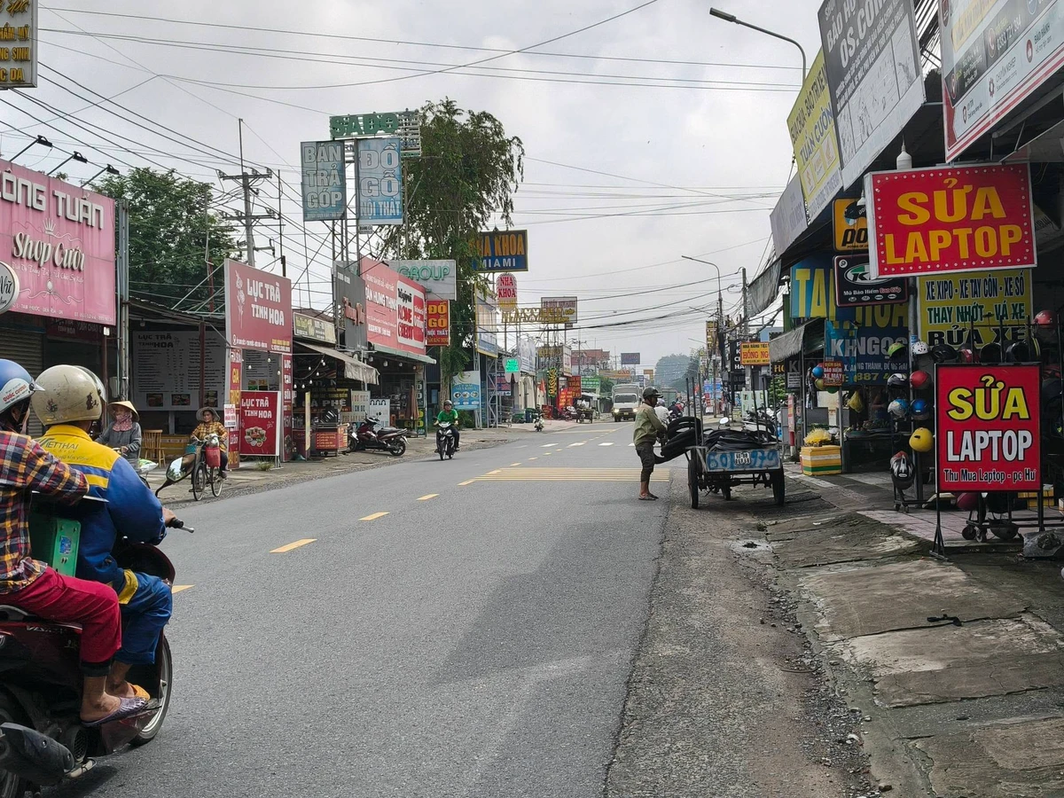 Bán lô đất ngộp 2 mặt tiền Tam Phước 220m² gần Phùng Hưng - Ảnh thu nhỏ 3