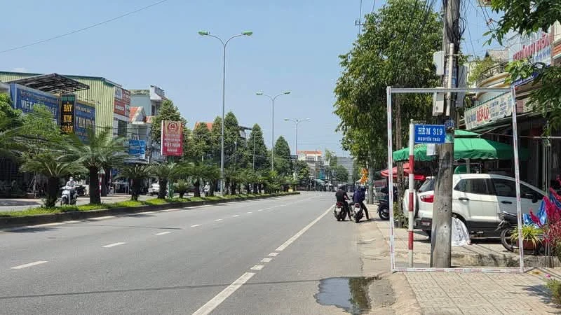 Bán đất mặt tiền Nguyễn Trãi 183m2, Quận 1 - Ảnh 1