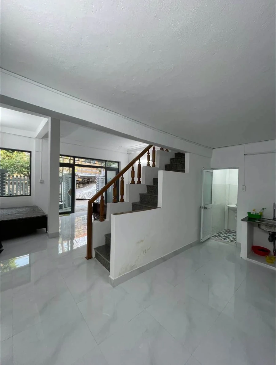 Bán nhà 2 tầng 62,4m² Phường 8 Tuy Hoà 2,2 tỷ - Ảnh 1