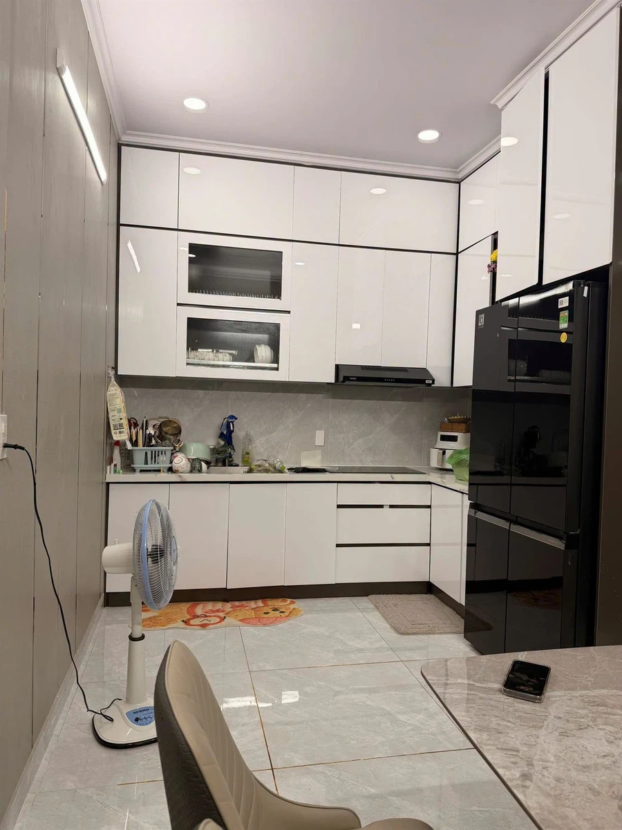 Bán nhà Thủ Đức 80m² 2 phòng ngủ 5 tỷ 9 - Ảnh 1