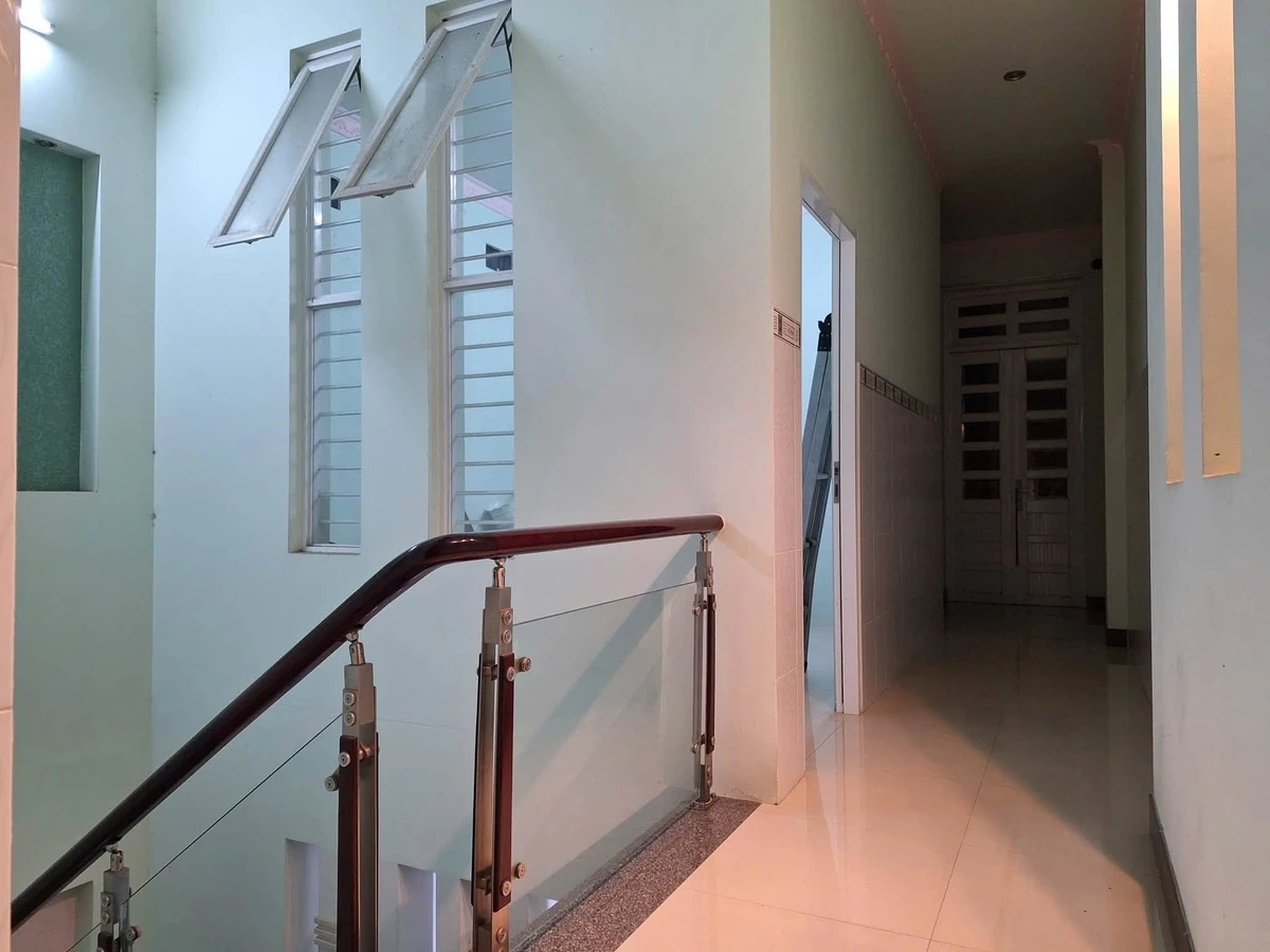 Bán nhà 4 phòng ngủ 101.9m² Phường 7 Bến Tre 3.7 tỷ - Ảnh thu nhỏ 5