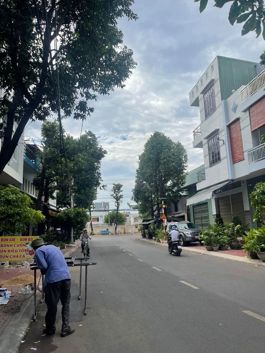 Bán nhà mặt tiền 60m² Khu Thành Thái Quy Nhơn 2.7 tỷ - Ảnh 1