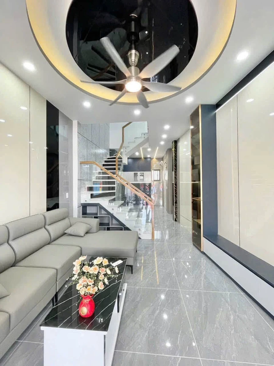Bán nhà sổ riêng 4 phòng ngủ 160m2 Quận 1 giá 3.43 tỷ - Ảnh thu nhỏ 3