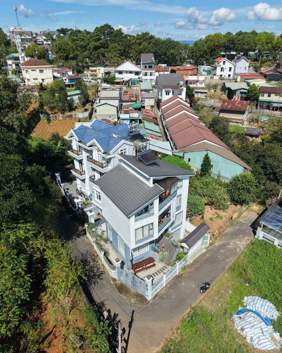 Bán villa 200m² 5PN 2 mặt tiền Đà Lạt - Ảnh 1
