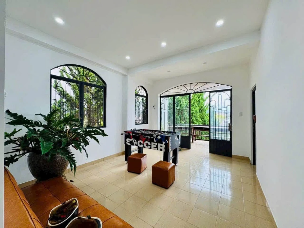 Bán nhà phố 2 tầng 96m2 đường Nguyễn Văn Trỗi, Phường 2, Đà Lạt giá 8,5 tỷ - Ảnh thu nhỏ 5
