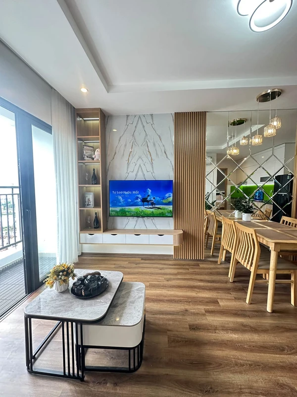 Bán căn hộ 2PN 2WC 63m² tầng cao Green Bay Garden, Bãi Cháy, Hạ Long