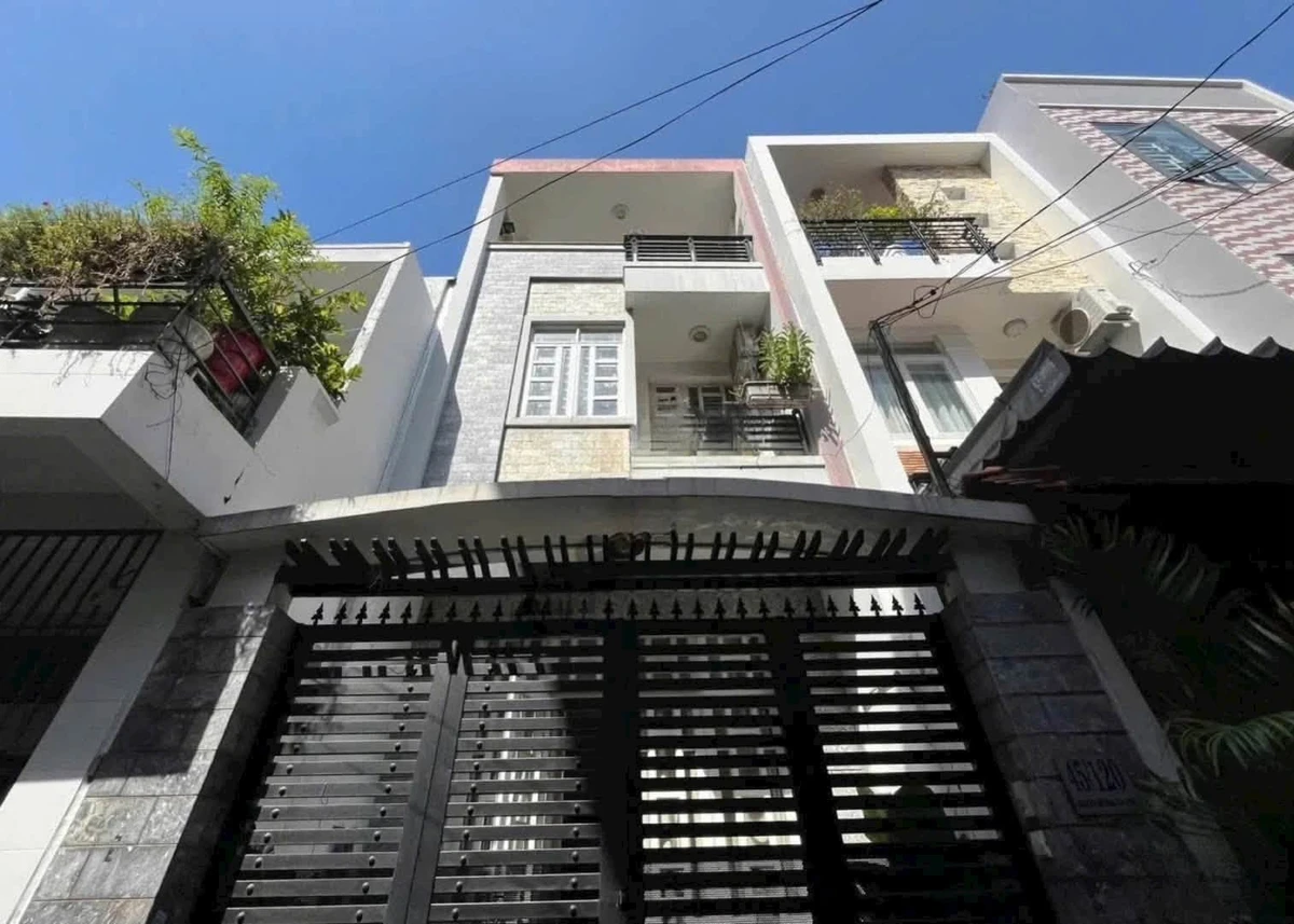 Bán nhà hẻm xe hơi 4 tầng 68m² Nguyễn Văn Đậu, Phường 6, Bình Thạnh - Ảnh 1