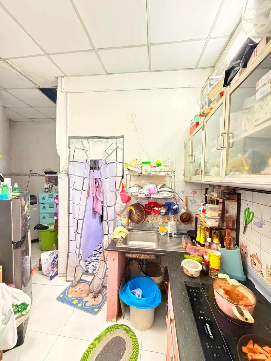 Bán nhà hẻm 5m Âu Cơ Tân Phú, 55m² 2 tầng 2 phòng ngủ 5.5 tỷ - Ảnh thu nhỏ 5