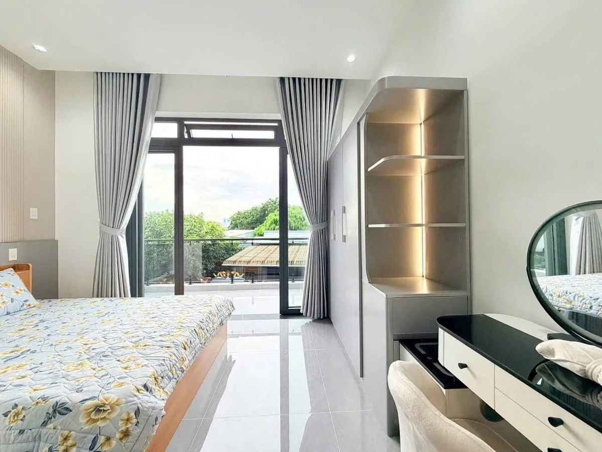 Bán biệt thự mini 8x19m, 4PN, hẻm xe hơi Đông Thạnh, Hóc Môn, giá 7,49 tỷ - Ảnh 1